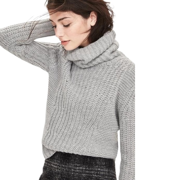 ❄️Banana Republic - Mixed Stitch Turtleneck Sweater in Blue Size S - Picture 1 of 5